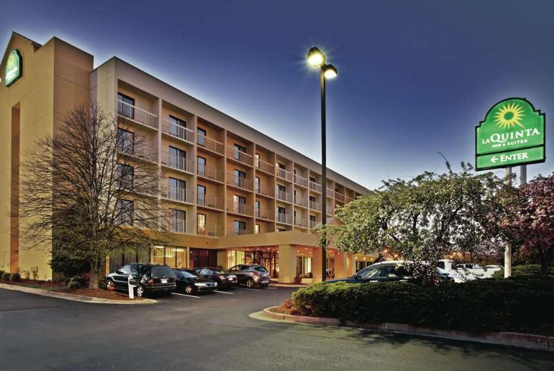 La Quinta Inn & Suites By Wyndham Kingsport Tricities Airport Esterno foto